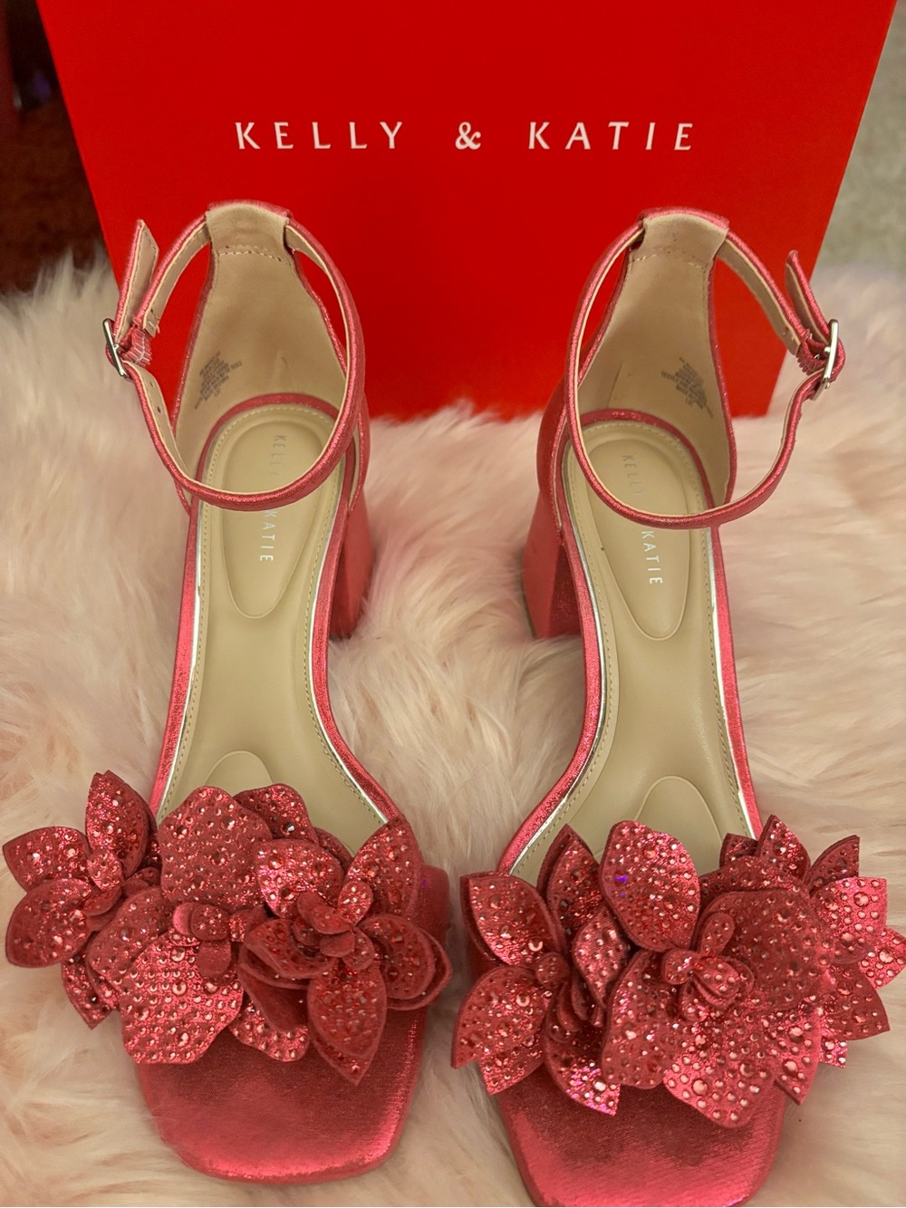 Kelly & Katie Red Floral Gem Block Heel Sandals